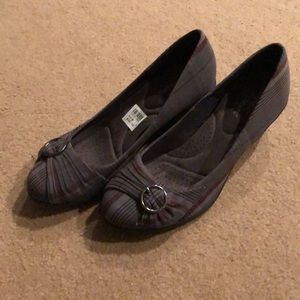Plaid wedge shoes